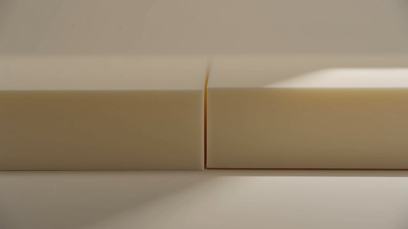 Film sur la mousse haute densite des lits Mochi